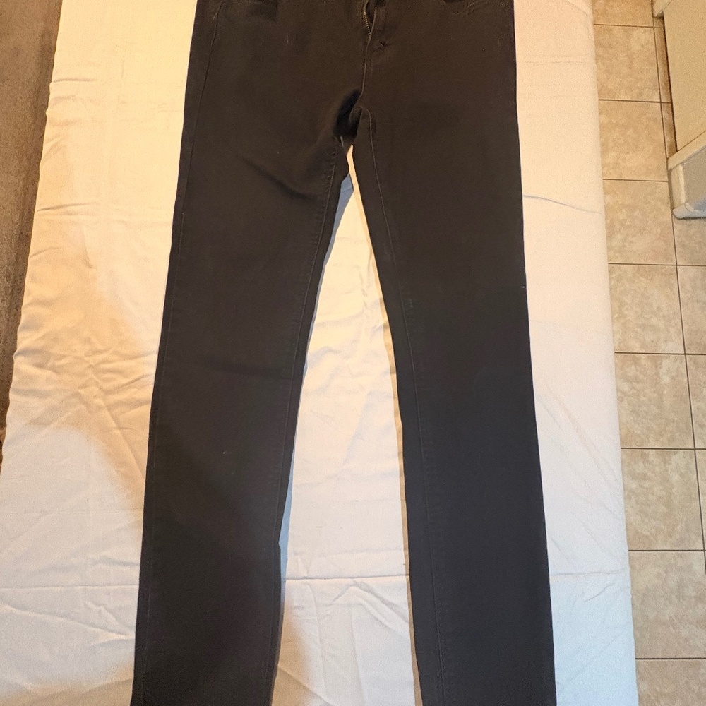 Skinny jeans